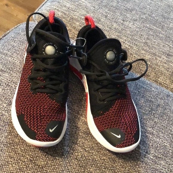 Nike Joyride Run Flyknit Running Shoes Women's size 8 NWOT Lightweight Flexible - Picture 4 of 7